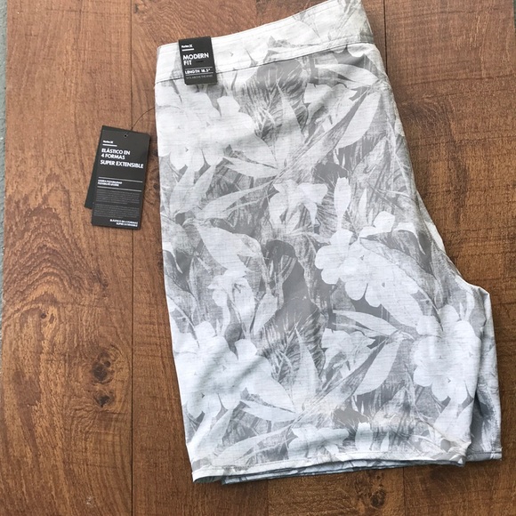 Hurley Beachside Gordon Men's 18.5" Walkshorts - Picture 4 of 5